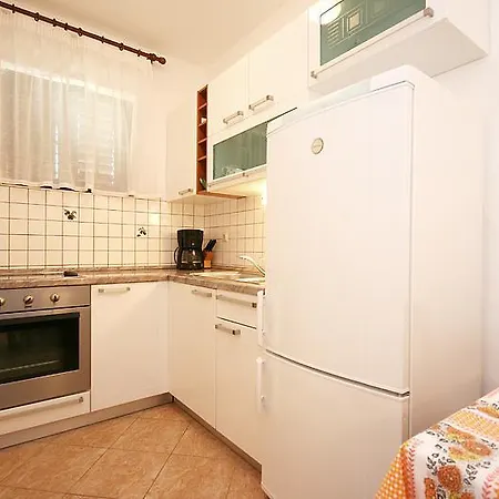 Apartment Apartement Magasic Bozo A4 Baska (Krk)